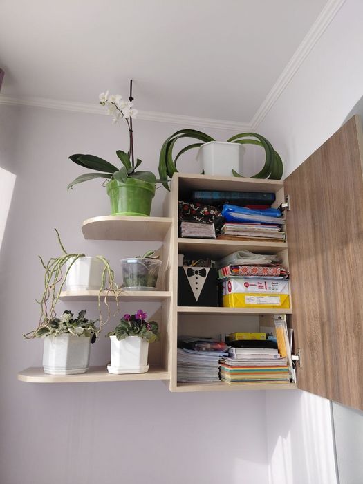 Продам письмовий стіл з навісною тумбою!!!