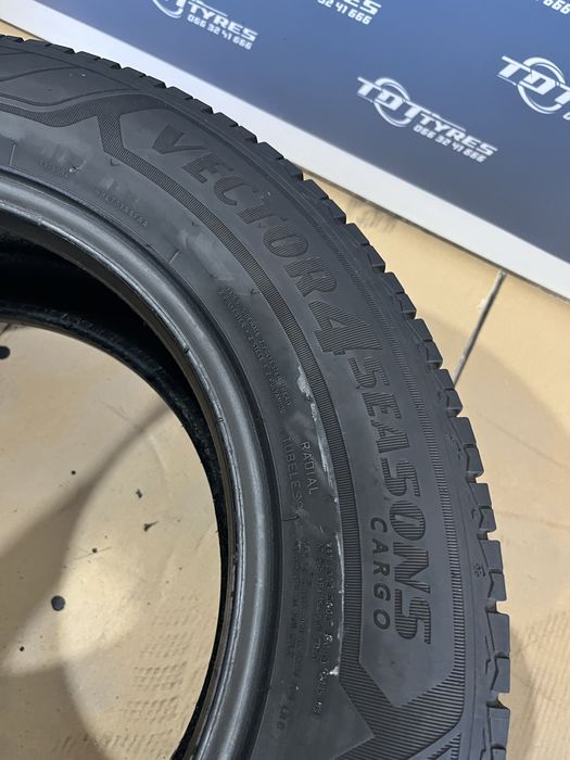 215/65R16C Good Year Vector4Season Cargo 2 шт