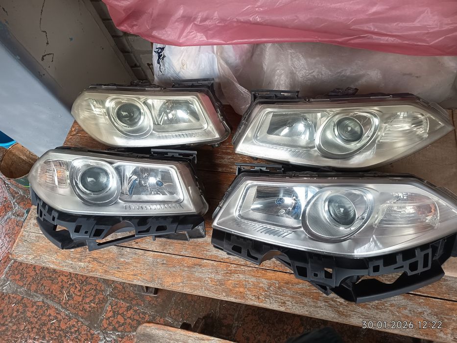 Фари Рено Меган 2