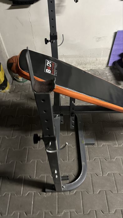 151.kg lawka regulowana stojaki gryf prosty hantle silownia