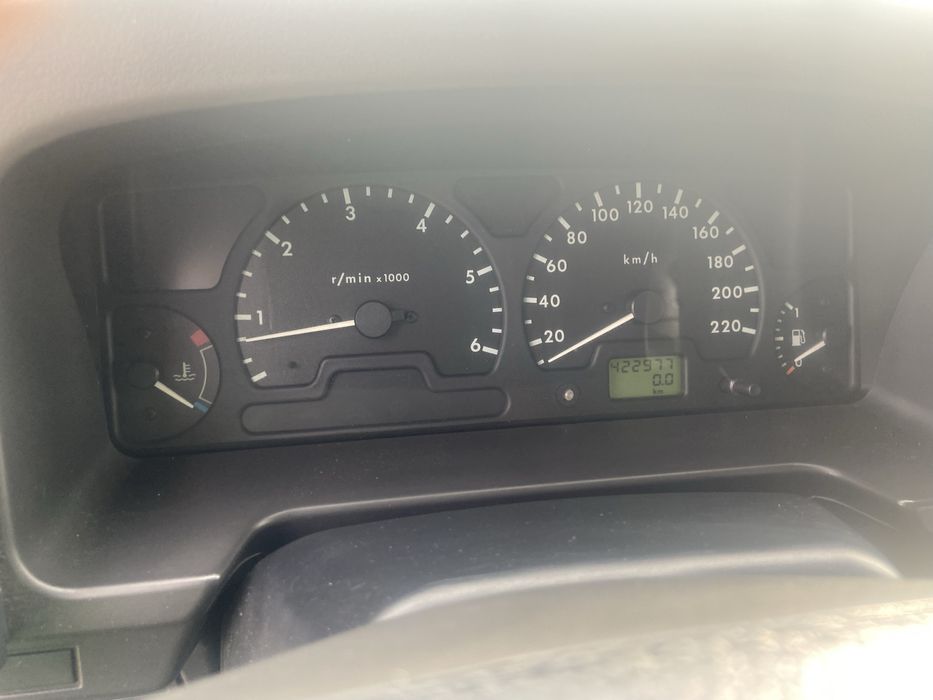 Land Rover Discovery II, kamper 4x4