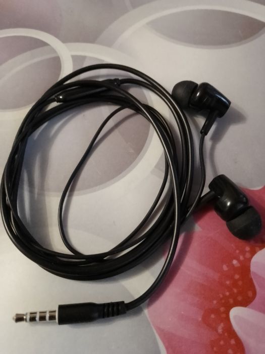 Наушники вакуумные проводные HOCO  M-112  premium
