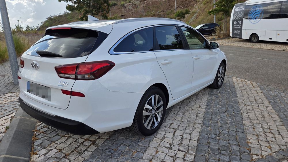 Hyundai i30 SW — fotografia 3