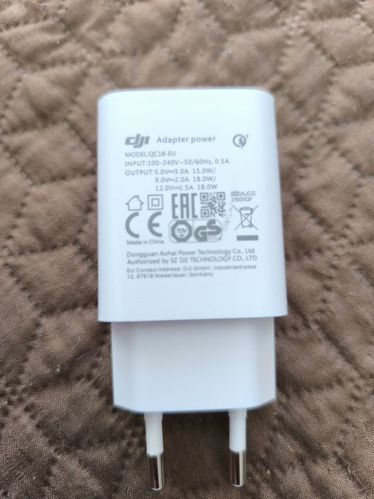 carregador original dji como novo