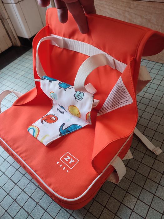 Cadeira portátil Zippy Safe universal p cadeira de mesa