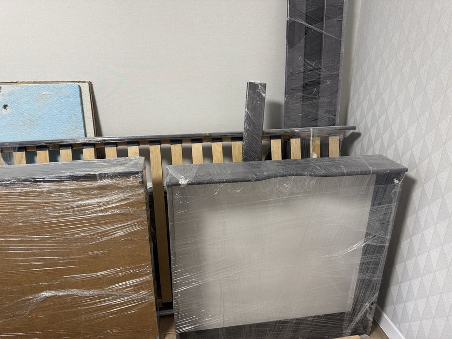 Ліжко дитяче 90 на 200 матрац ліжко