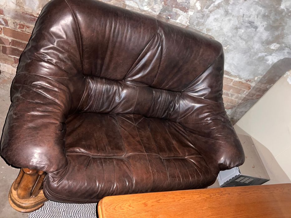 Шкіряні меблі 3,2,1 + стіл