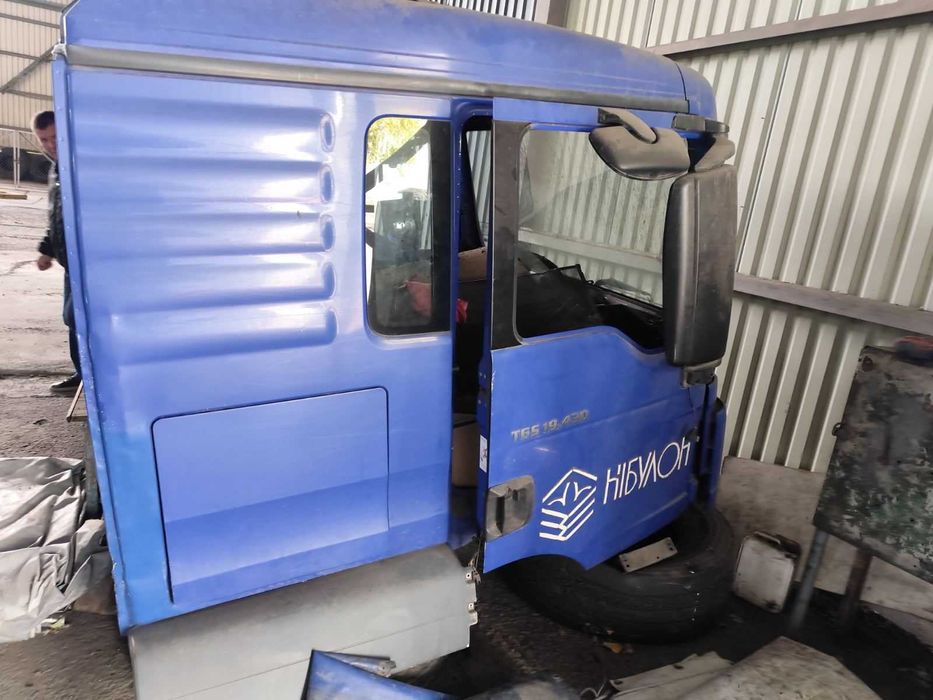 Кабіна MAN TGS 19.430