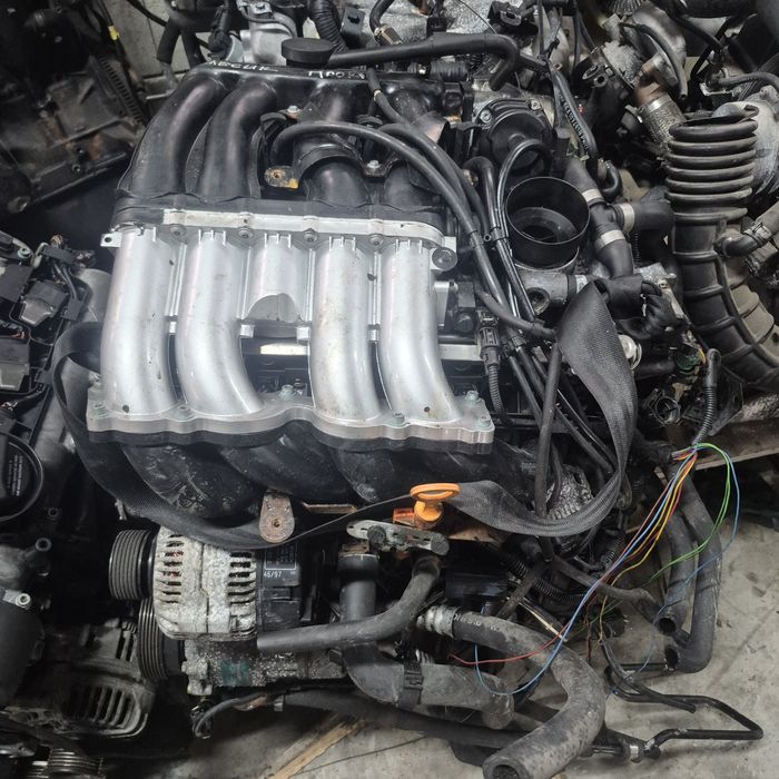 Двигатель двигун мотор skoda octavia i 1.8 20v agn шкода Октавія