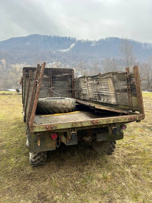 Зил 157 на повному бойовому ходу