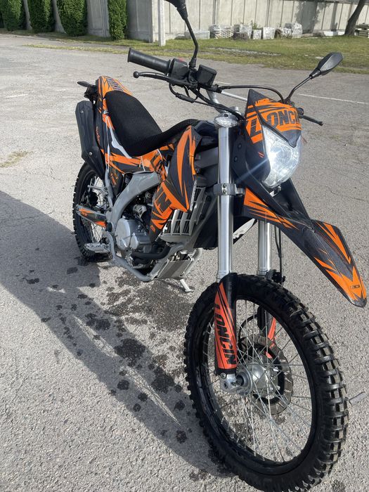 Продам Loncin 300