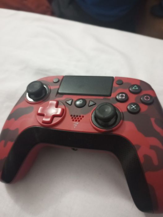 Vendo comando PS4 genérico com defeito