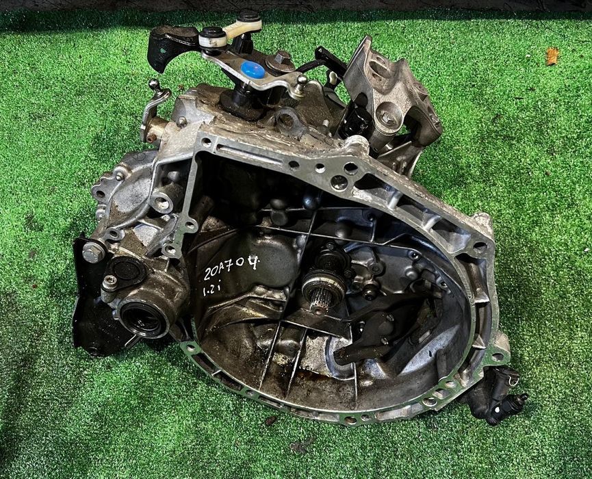 Caixa velocidades Peugeot 208 , Citroen C3 1.2i 20A704