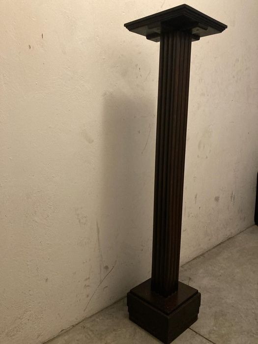 Coluna Vintage art deco pedestal em madeira maciça