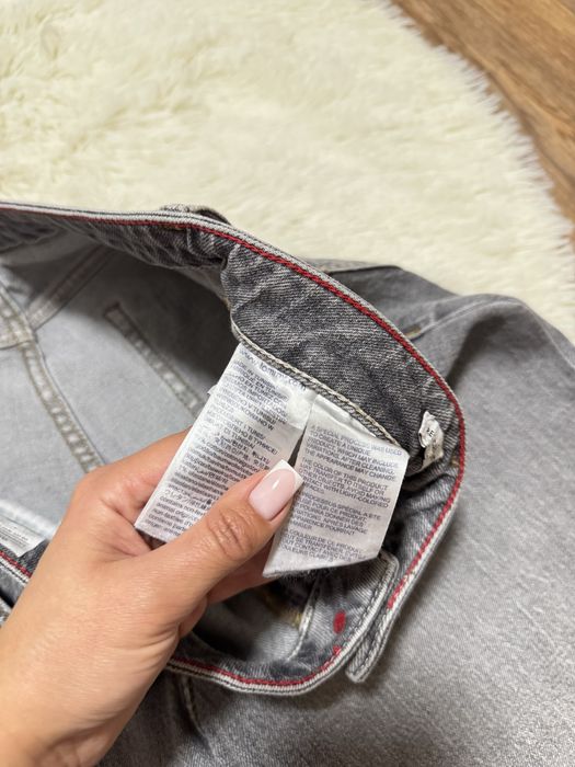 Джинси від Tommy Hilfiger сірі