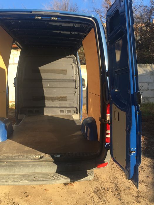Продам Sprinter 211