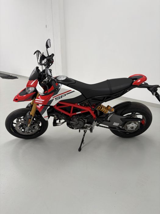 Hypermotard 950 SP como nova 147km