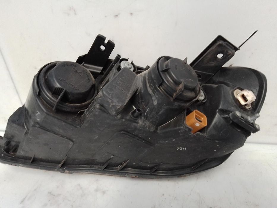FAROL DIREITO CHEVROLET CAPTIVA 2010 -