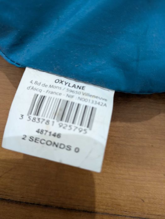 Abrigo Quechua como novo