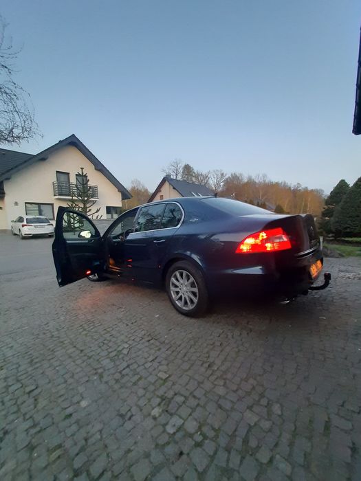 Skoda Superb 2,0 tdi 140km manual