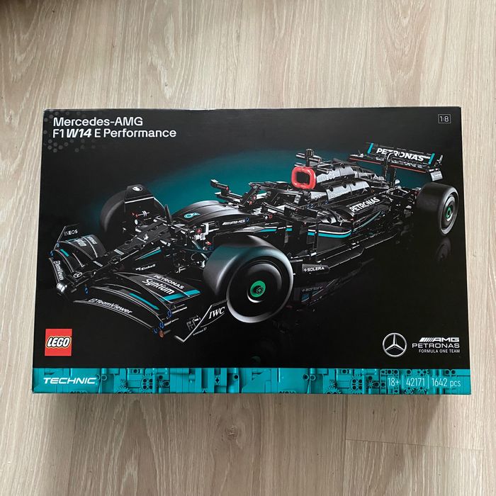 Конструктор LEGO Technic Mercedes-AMG F1 W14 E Performance (42171)