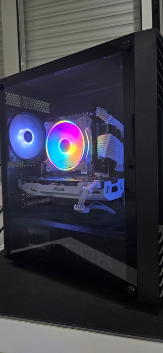 PC Gaming Preto | 16GB RAM | Processador 12 Núcleos | 512GB SSD | Pronto a Jogar