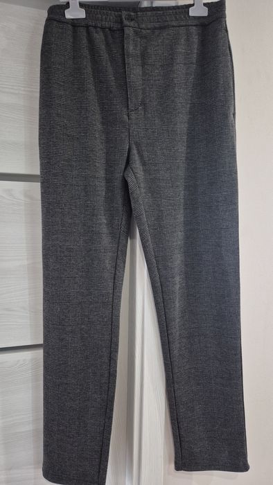 Eleganckie spodnie chłopięce 33   182