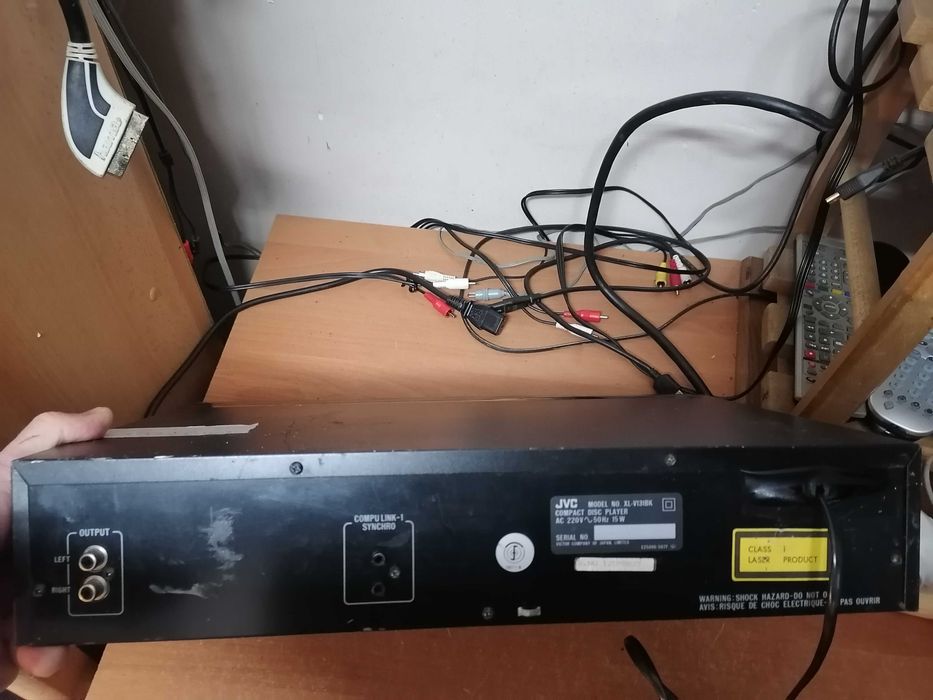 Odtwarzacz CD JVC XL-V131BK