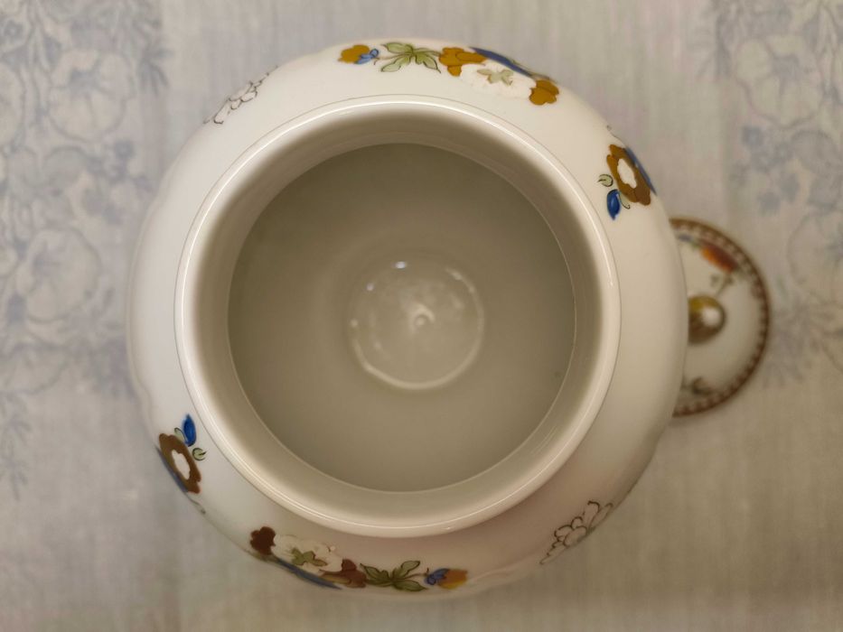 Pote em porcelana Porart com Tampa - Companhia das Índias