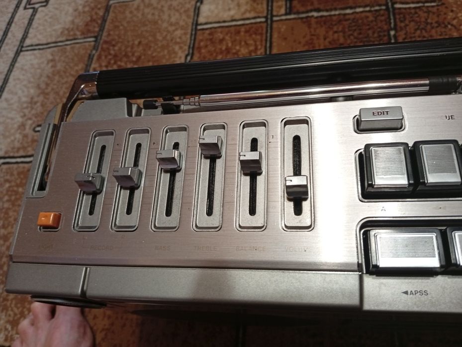 Магнітофон Sharp gf9090H.