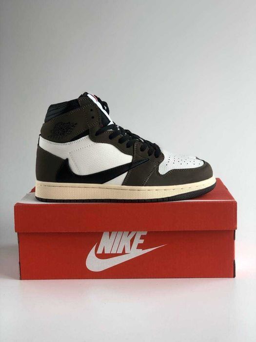 Мужские кроссовки Nike Air Jordan 1 Retro High Travis Scott. 40-45
