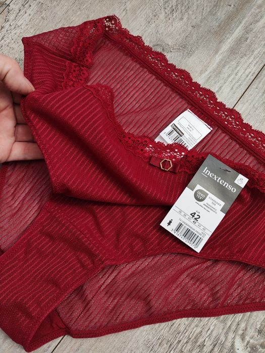 Seksowne czerwone figi damskie 42 XL Extenso
