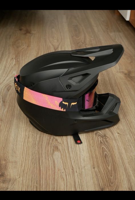 Kask Cross Fox v1 XL plus gogle