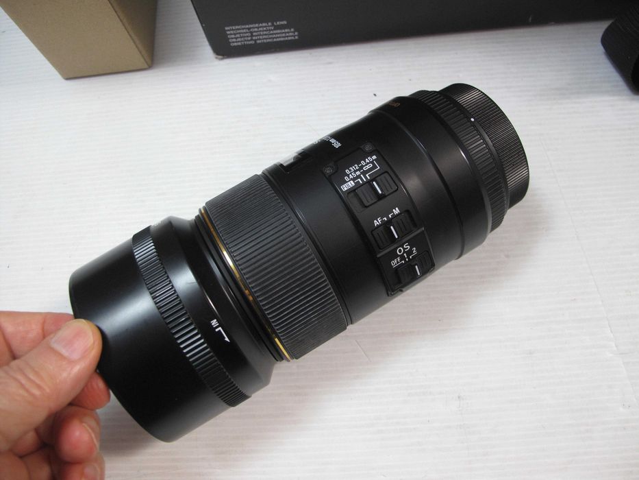 sigma 105mm 2.8 Macro para canon quanse sem uso na caixa