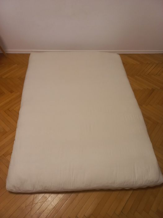 Materac futon 140 /200 cena 500zł.
