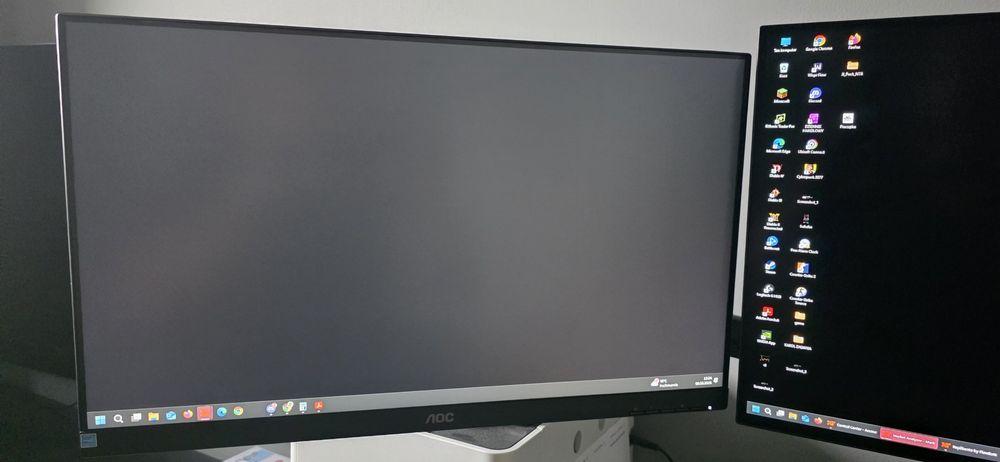 2xMonitory LCD AOC 24 cala