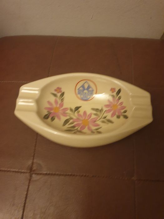 Popielniczka tułowice porcelana łódeczka NITRON ERG