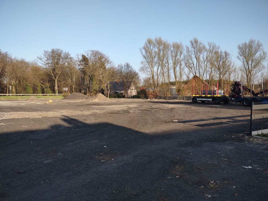 Wynajmę plac utwardzony