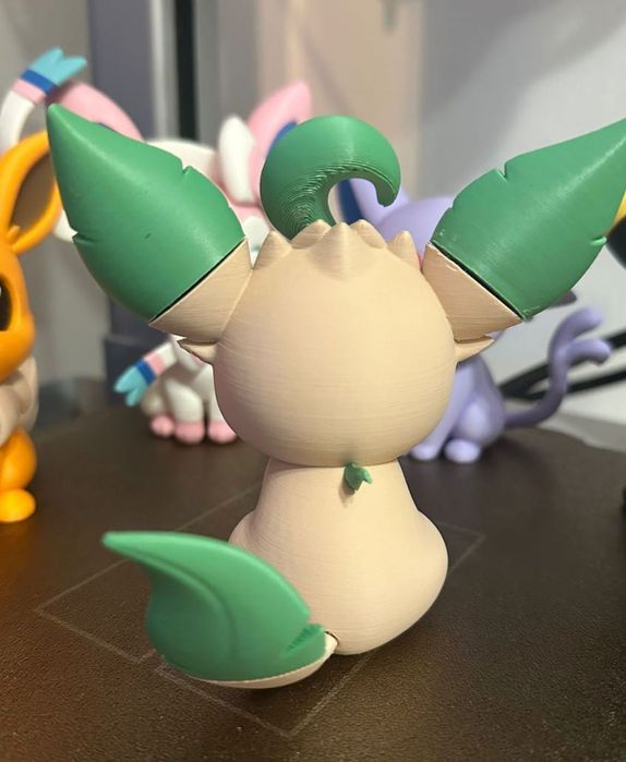 Pokemon Leafeon #470 figurka Eeveelucja 3D