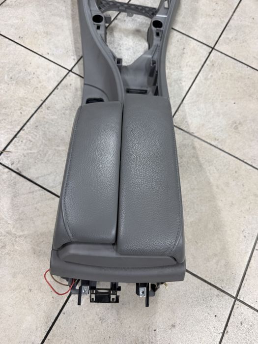 Consola central bmw e90 e91 e92