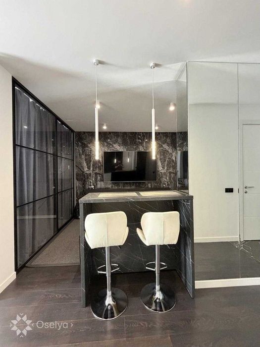 БЕЗ КОМІСІЇ Продаж дизайнерської квартири 50.30 м² в ЖК «Совські Ставки» Деміївська