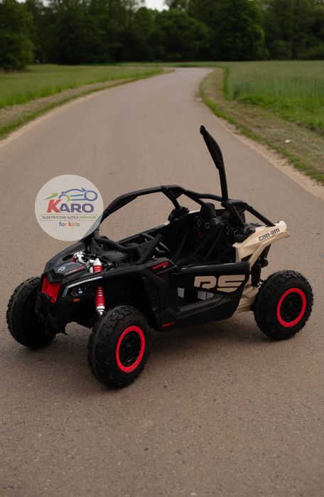 CAN-AM Maverick Strong AIR Czarny Buggy 4x200W