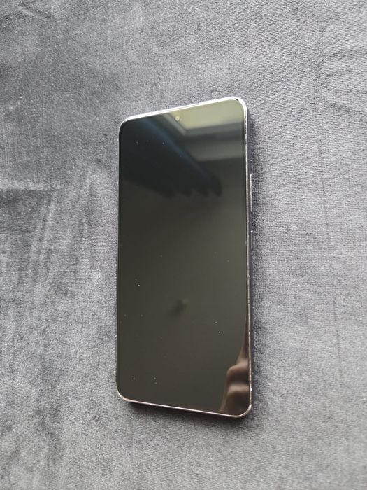 Samsung Galaxy S22 128 GB – sprawny | pęknięte plecki