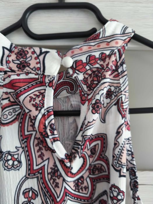 Sukienka biała z wzorami paisley Shein 36