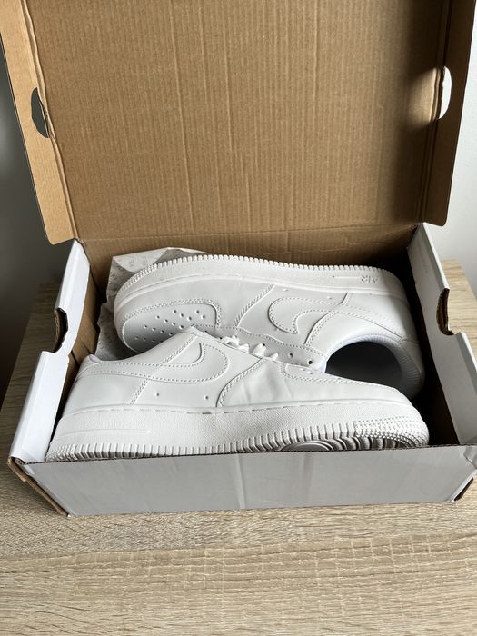 Nike air force białe rozmiar 43 nieużywane