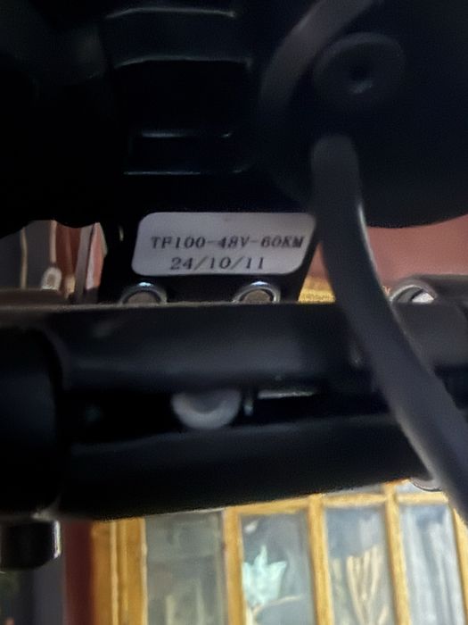 Продам Электросамокат Billgery 777800 с сиденьем  48V/18Ah