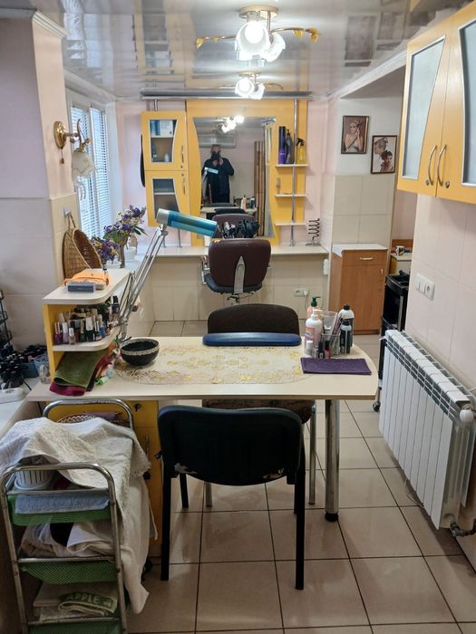 Здам частину приміщення в оренду.власник