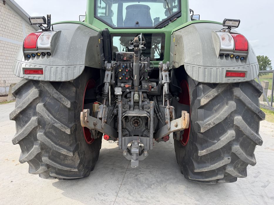 Fendt 826 Vario SCR (824 828)