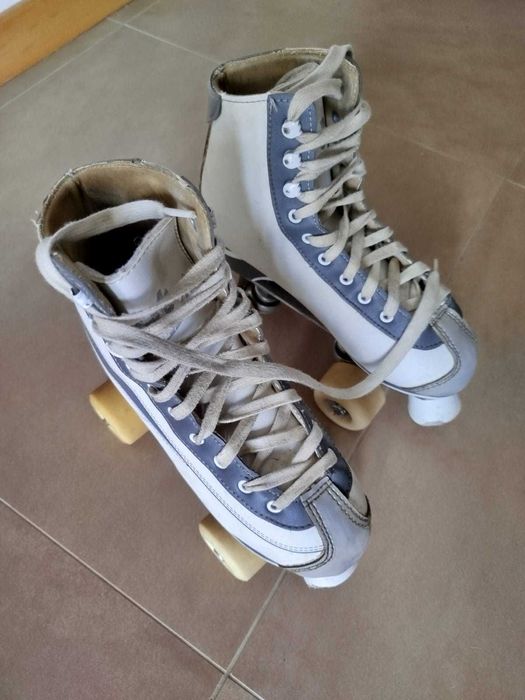 Patins marca Tijuana quase novos