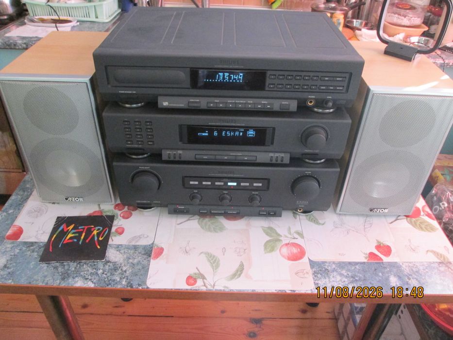 PHILIPS 900 series